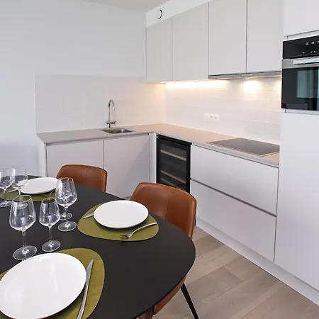 Residentie Crystal 公寓 *